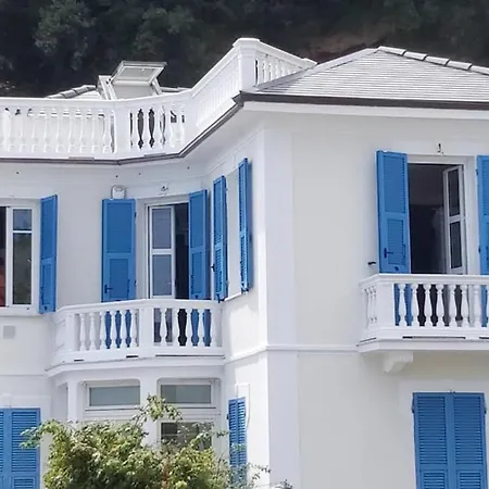 Con Vista Mozzafiato Direttamente Sul Mare Apartment
