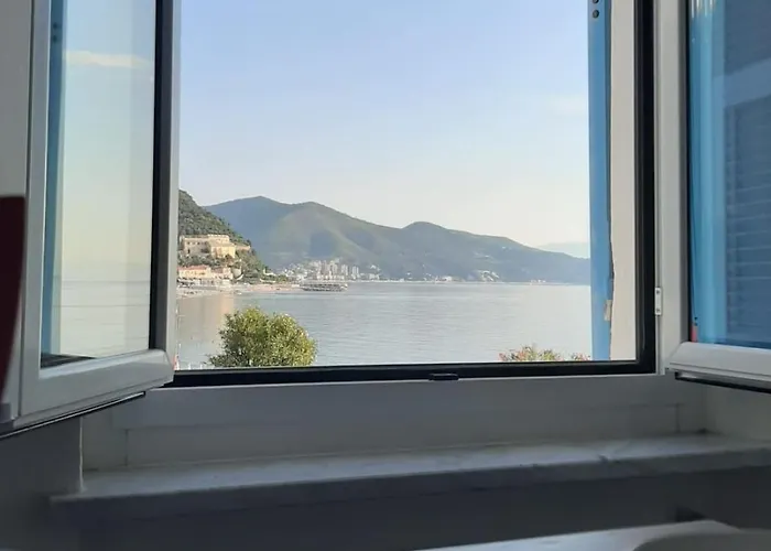 Con Vista Mozzafiato Direttamente Sul Mare شقة *