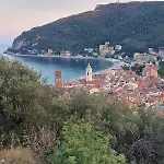 Con Vista Mozzafiato Direttamente Sul Mare Noli